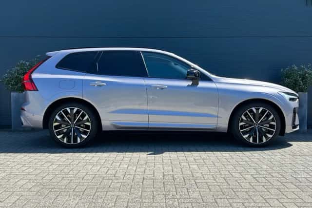 Volvo XC60 (2026) thumbnail 3