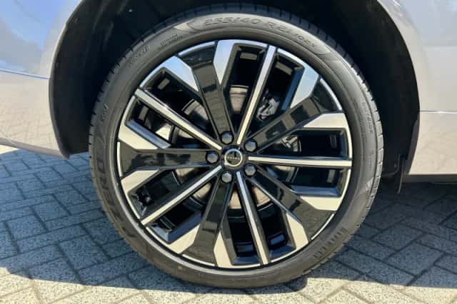 Volvo XC60 (2026) thumbnail 6