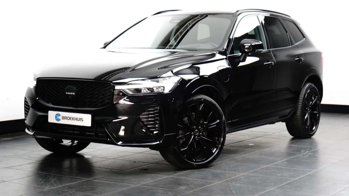 Volvo XC60 (2026) — foto 1