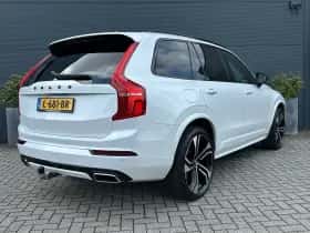 Volvo XC90 (2021) thumbnail 2