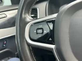 Volvo XC90 (2021) thumbnail 16