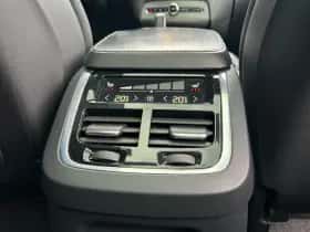 Volvo XC90 (2021) thumbnail 27