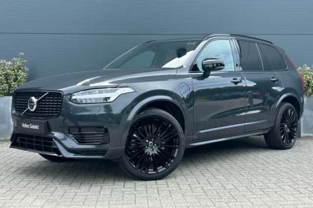 Volvo XC90 (2022) thumbnail 1