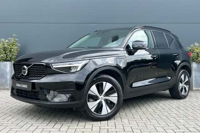 Volvo XC40 (2023) thumbnail 1