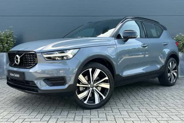 Volvo XC40 (2022) thumbnail 1