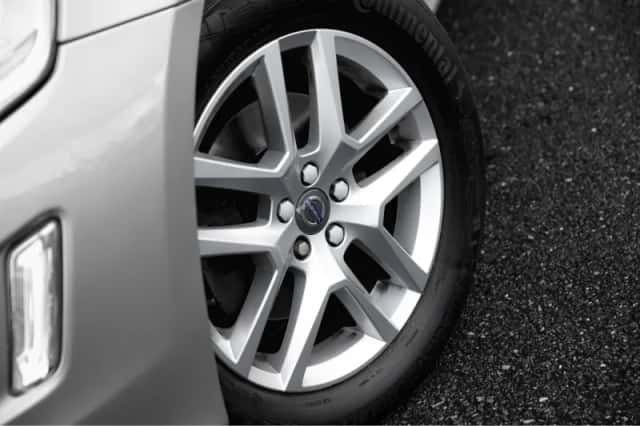 Volvo XC60 (2017) thumbnail 6
