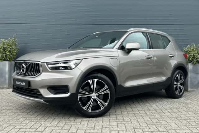 Volvo XC40 (2021) thumbnail 1
