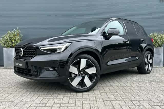 Volvo XC40 (2023) thumbnail 1