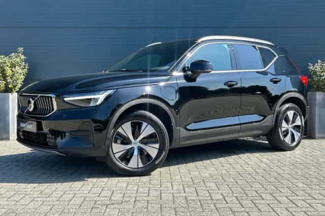 Volvo XC40 (2022) thumbnail 1
