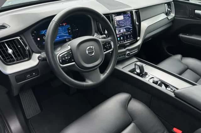Volvo XC60 (2023) thumbnail 6