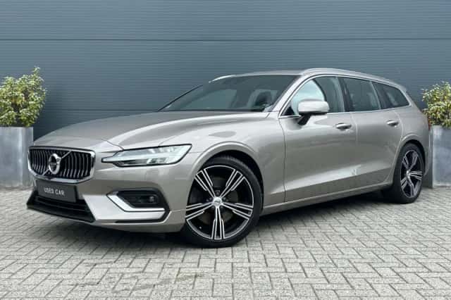 Volvo V60 (2018) thumbnail 1