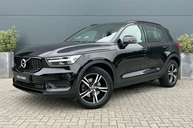Volvo XC40 (2022) thumbnail 1