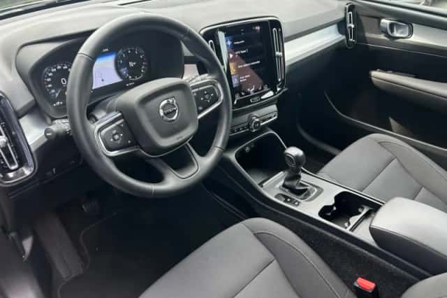 Volvo XC40 (2021) thumbnail 5