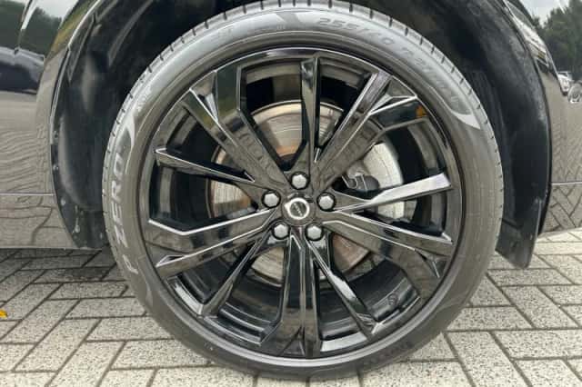 Volvo XC60 (2025) thumbnail 4