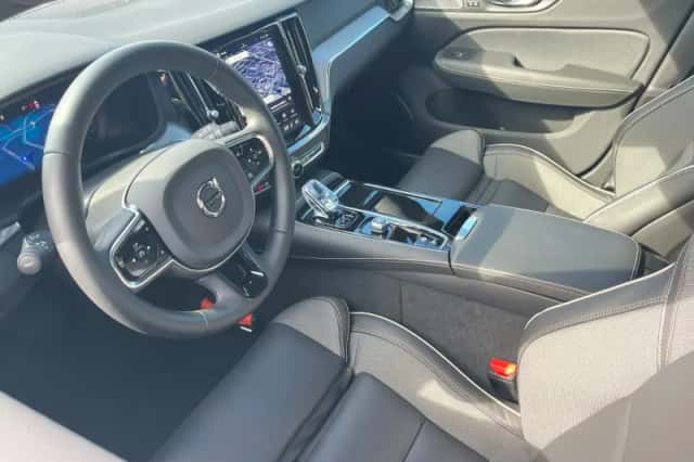 Volvo V60 (2026) thumbnail 2