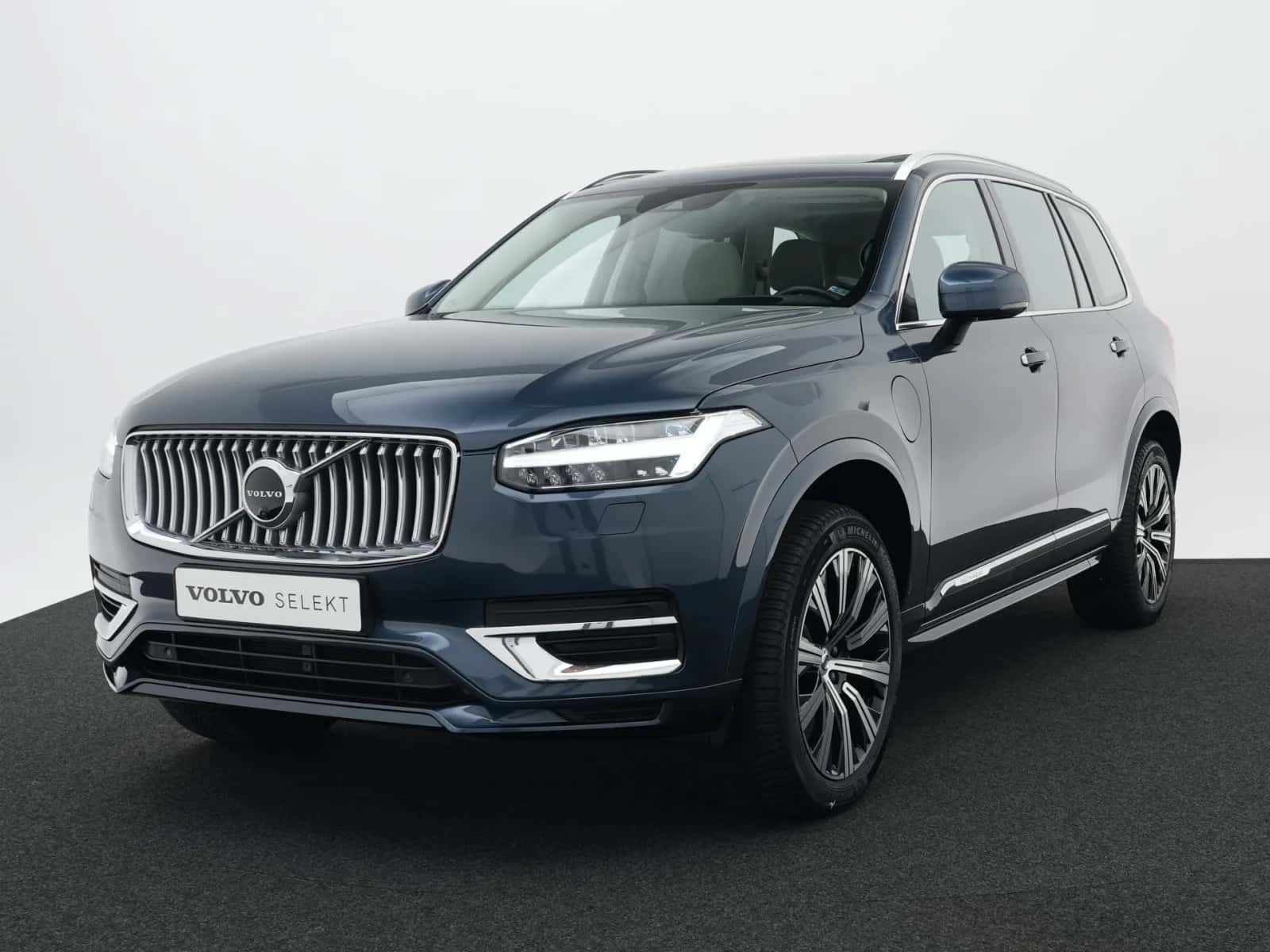 Volvo XC90 (2022) — foto 1