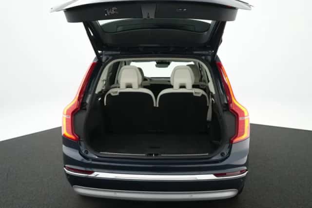 Volvo XC90 (2022) thumbnail 14