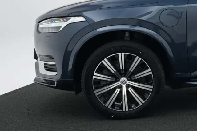 Volvo XC90 (2022) thumbnail 17