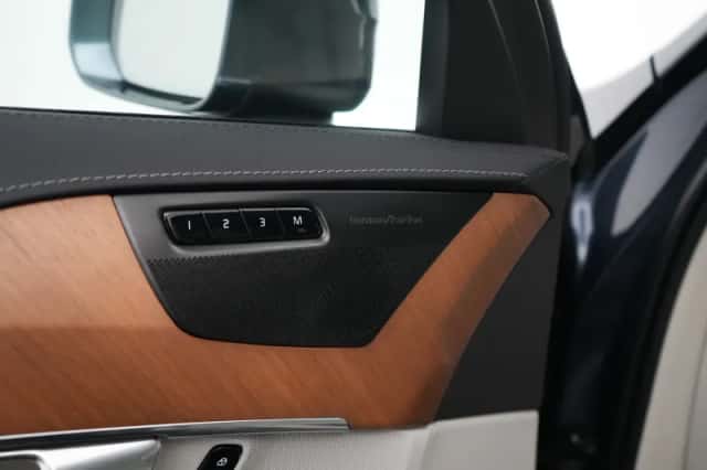 Volvo XC90 (2022) thumbnail 29
