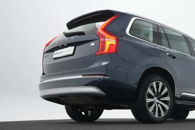 Volvo XC90 (2022) thumbnail 39