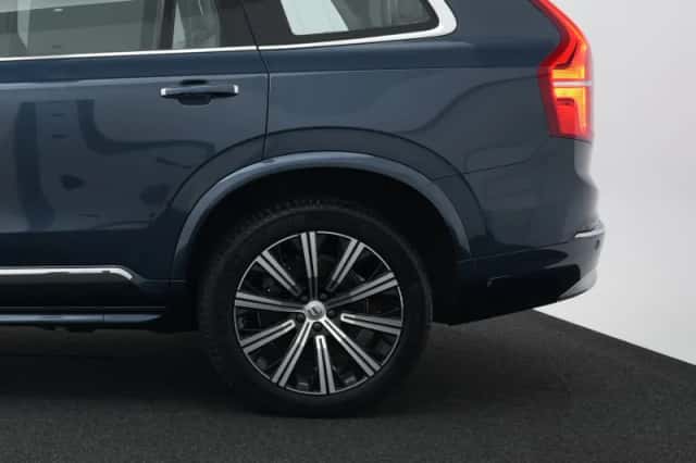 Volvo XC90 (2022) thumbnail 41