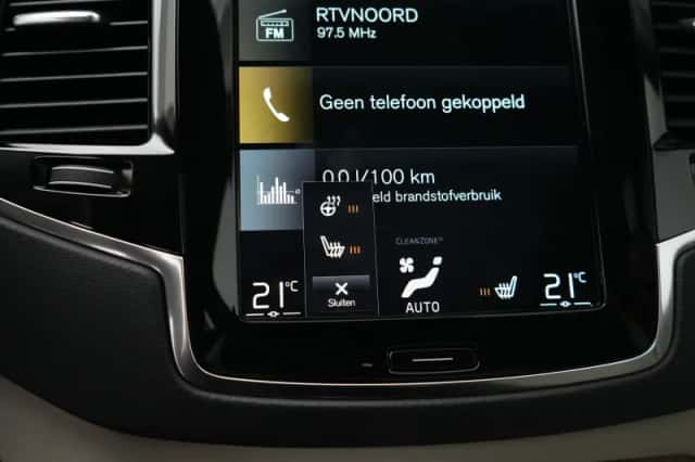 Volvo XC90 (2022) thumbnail 47