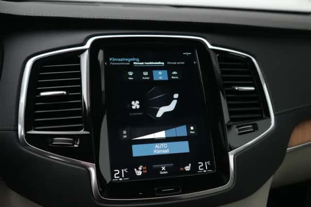 Volvo XC90 (2022) thumbnail 50