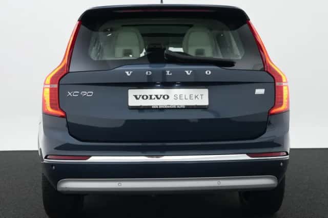 Volvo XC90 (2022) thumbnail 6