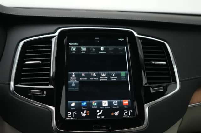 Volvo XC90 (2022) thumbnail 52
