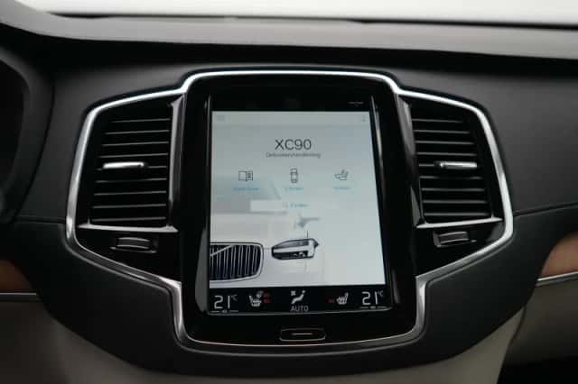 Volvo XC90 (2022) thumbnail 54