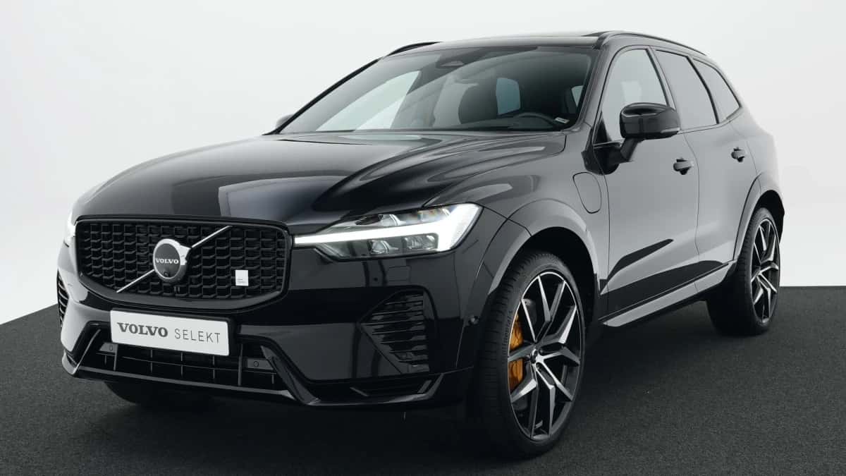 Volvo XC60 (2024) — foto 1