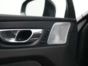 Volvo XC60 (2024) thumbnail 26