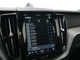 Volvo XC60 (2024) thumbnail 39