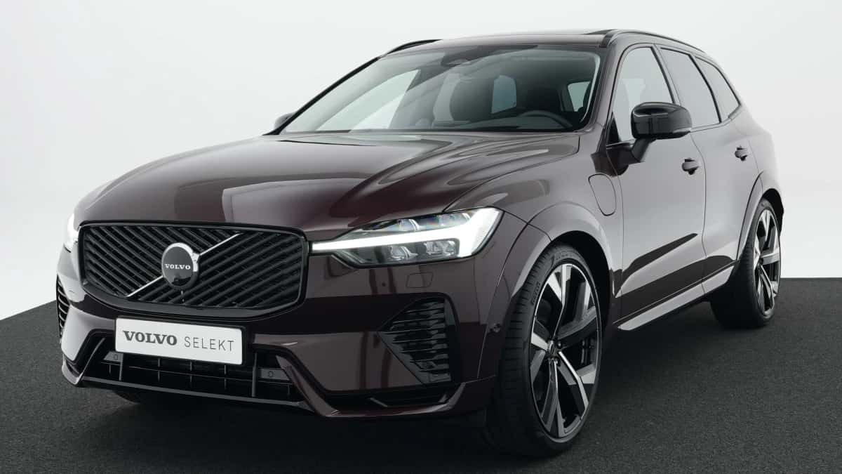 Volvo XC60 (2026) — foto 1