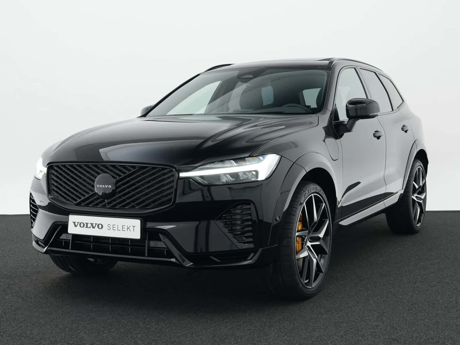 Volvo XC60 (2026) — foto 1