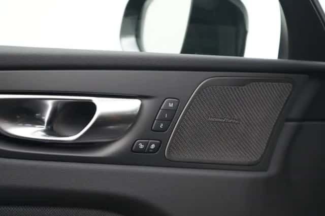 Volvo XC60 (2026) thumbnail 28