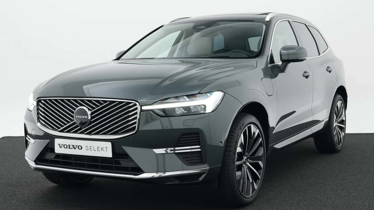 Volvo XC60 (2026) — foto 1