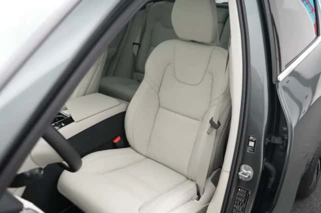 Volvo XC60 (2026) thumbnail 30