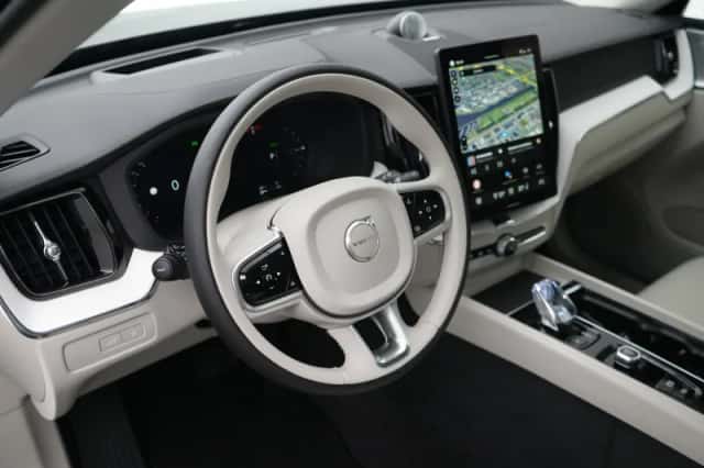 Volvo XC60 (2026) thumbnail 8