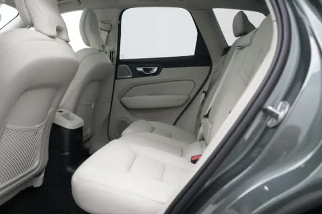 Volvo XC60 (2026) thumbnail 10