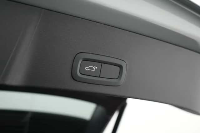 Volvo EX40 (2025) thumbnail 14