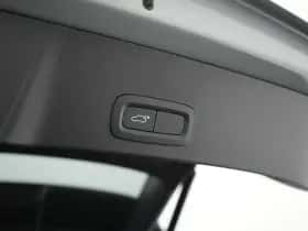 Volvo EX40 (2025) thumbnail 14