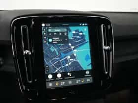 Volvo EX40 (2025) thumbnail 18