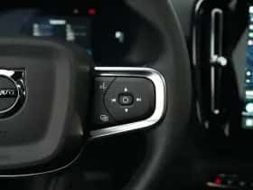 Volvo EX40 (2025) thumbnail 30
