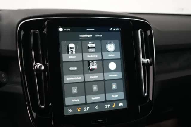 Volvo EX40 (2025) thumbnail 39