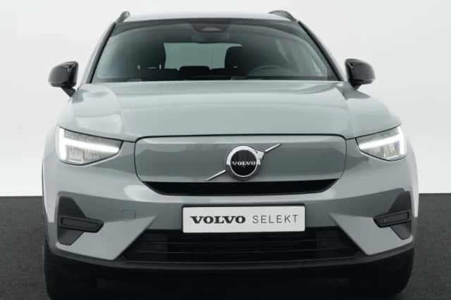Volvo EX40 (2025) thumbnail 5