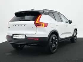 Volvo XC40 (2026) thumbnail 2