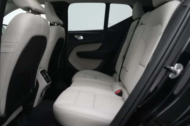 Volvo XC40 (2026) thumbnail 9