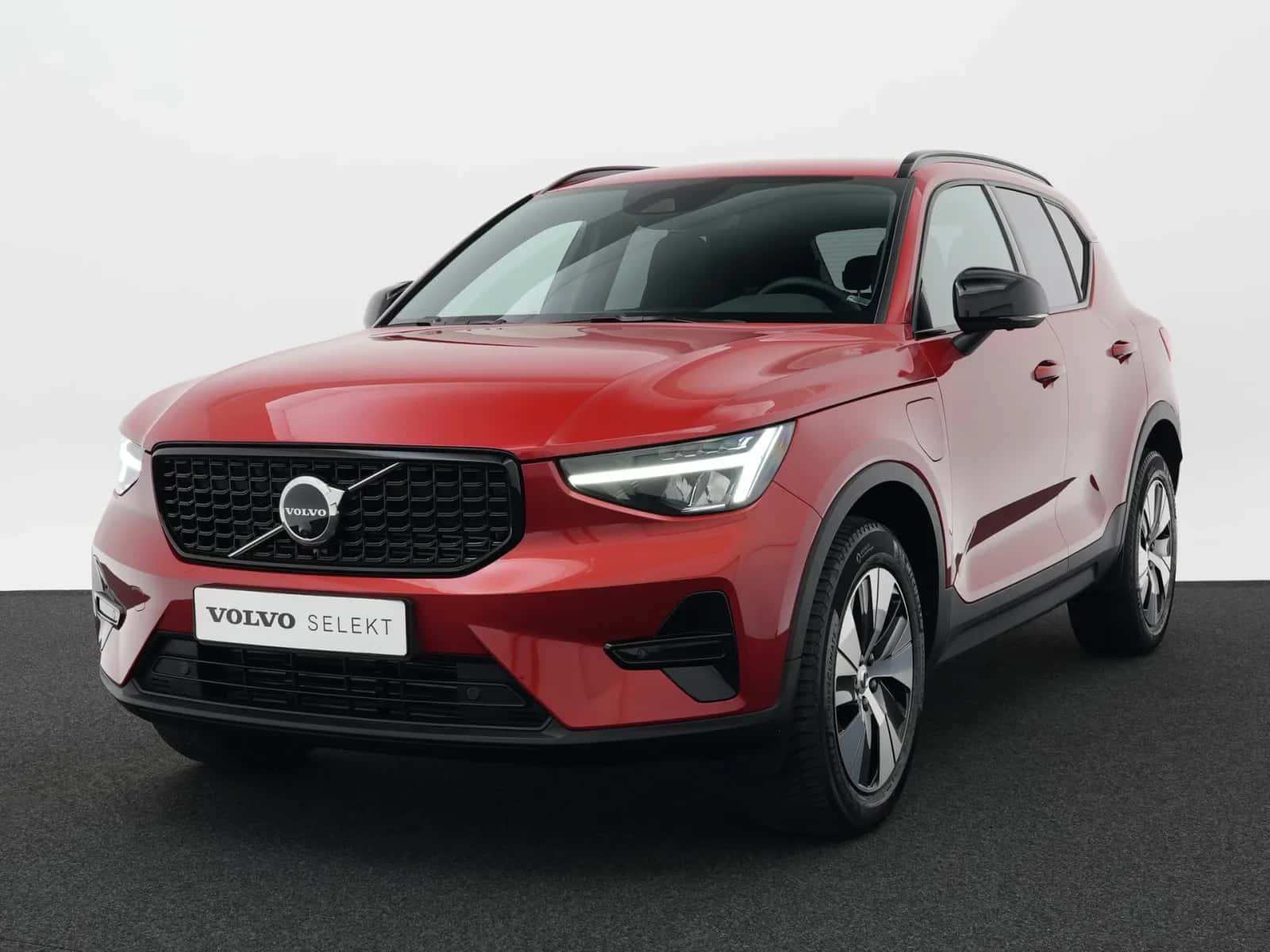 Volvo XC40 (2022) — foto 1