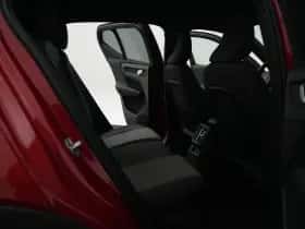 Volvo XC40 (2022) thumbnail 11